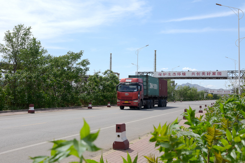 公司升級出入生產(chǎn)區(qū)域人員、車輛管理